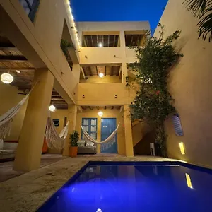 https://casa-santa-marta-470004.santamartahotels.net